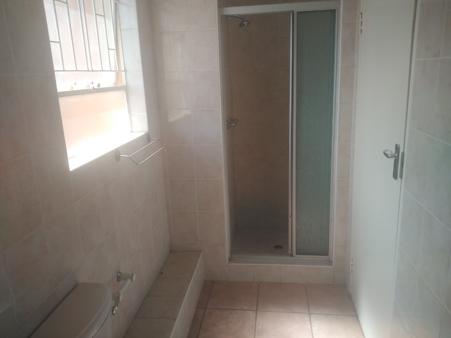 1 Bedroom Property for Sale in Kannoniers Park North West